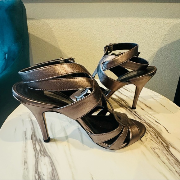 Classiques Entier Metallic Gray High Heels Double Ankle Straps 6.5M - Picture 4 of 4